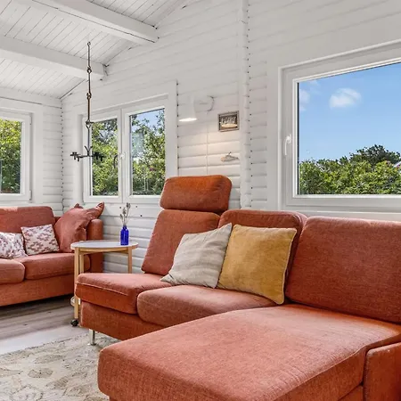 Winald - 500m From The Sea By Interhome