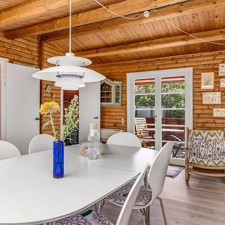 Winald - 500m From The Sea By Interhome