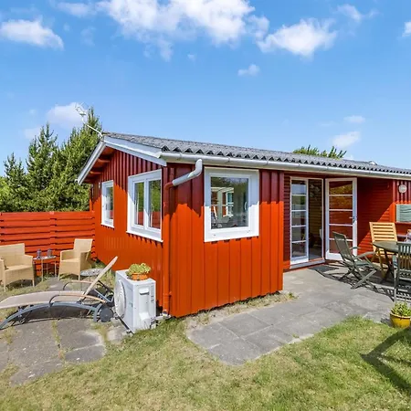 Winald - 500m From The Sea By Interhome