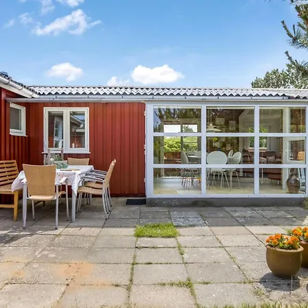 Winald - 500m From The Sea By Interhome Feriehus Lakolk